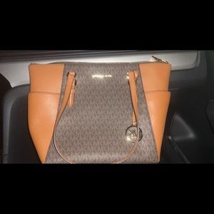 Michael Kors authentic purse -Medium